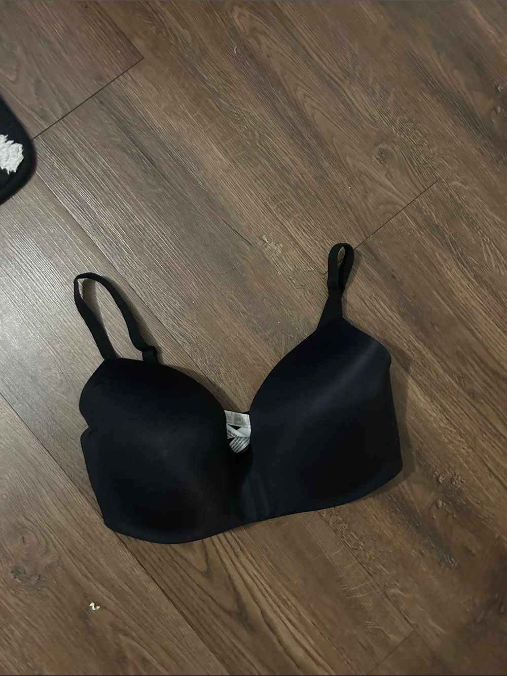 PINK Victoria's Secret Black Moulded T-Shirt Bra